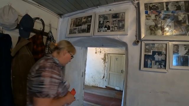 Бабушкин домик в деревне!!! Как там внутри???? смотреть онлайн