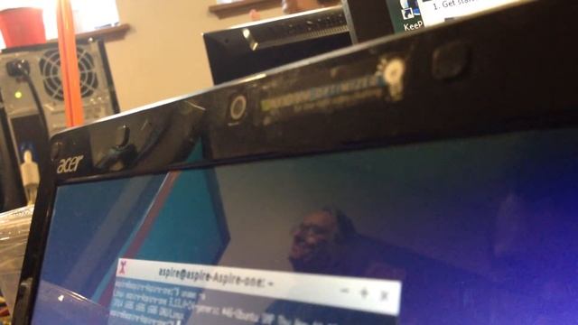 A random Acer Aspire 1 Netbook смотреть онлайн