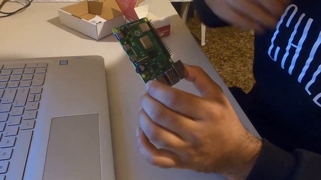 Raspberry Pi 4 Model B Unboxing and Review смотреть онлайн
