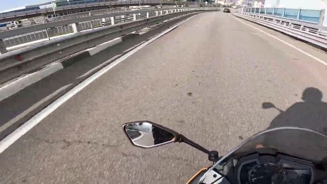 Обзор Kawasaki ZX6r 2020. Первый раз на спортбайке. Подойдет новичку?