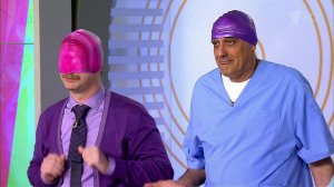 Шапочка для плавания - надеваем на "раз-два-три!" Жить здорово! Фрагмент выпуска от 23.08.2016