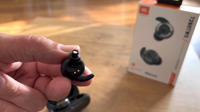 Jakie są podróbki słuchawek JBL kupione na Shopee - test „JBL” T280TWS смотреть онлайн