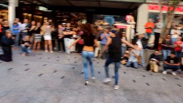 Bachata Flash Mob Brisbane Queen St Mall May 2016 смотреть онлайн