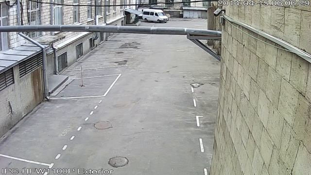 Уличная IP камера 1Mp серии LITE Dahua DH-IPC-HFW1100P День смотреть онлайн