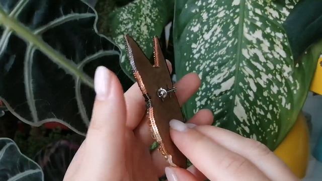 Немецкая овчарка портретная брошь из бисера