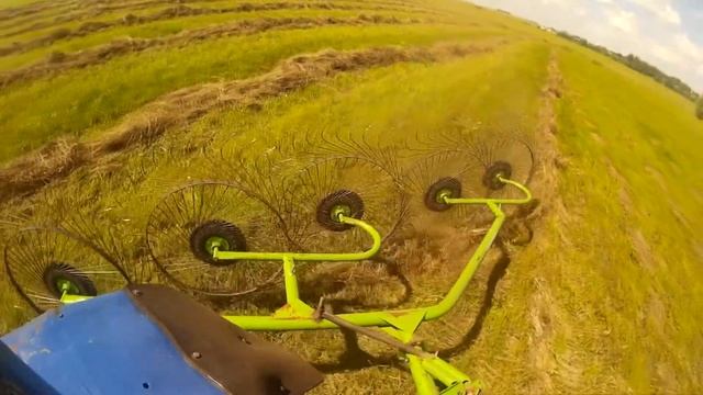 Sj4000 Заготовка сена МТЗ 80 с гребилкой смотреть онлайн