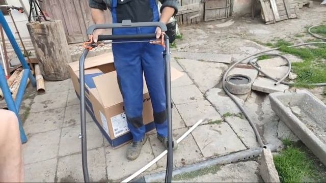 Husqvarna Lc 247 Sp Unboxing és Beüzemelése .