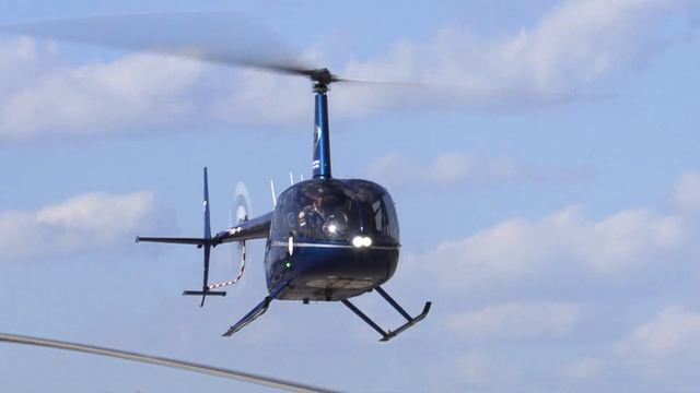 Вертолеты Robinson R-66 "Turbine" на выставке HeliRussia-2021 в Крокус Экспо / Helicopter / смотреть онлайн
