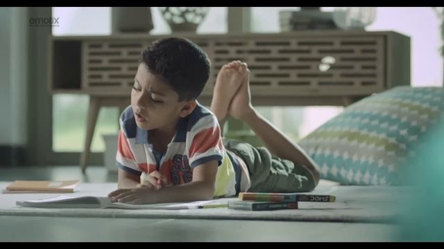 Meet MIKO — A Smart Robot For Playful Learning. смотреть онлайн