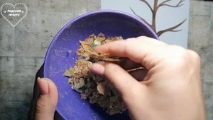 Поделка из сухих листочков - осеннее дерево