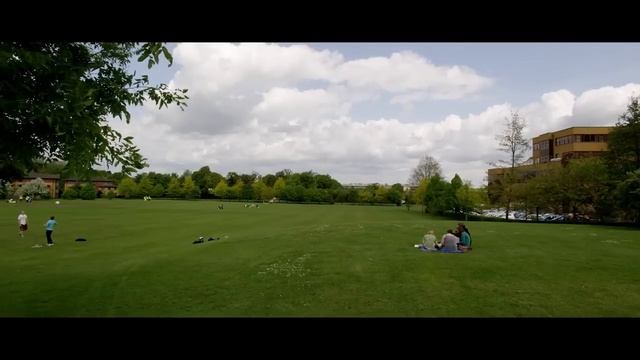 Welcome to the University of Surrey смотреть онлайн