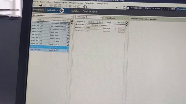 ОДИН ДЕНЬ ИЗ ЖИЗНИ УЧИТЕЛЯ ВО ФРАНЦИИ смотреть онлайн
