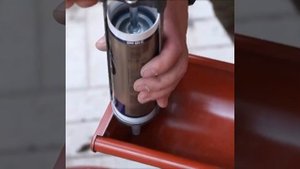 Как герметично установить заглушку в водосточный желоб