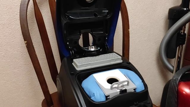 Не закрывается крышка. Пылесосы Samsung 2400 Вт
