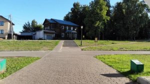 Возле усадьбы Баташевых
