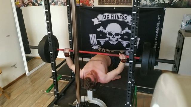Touch Bench: 100 Kg/220 Lbs x 4 @8 смотреть онлайн