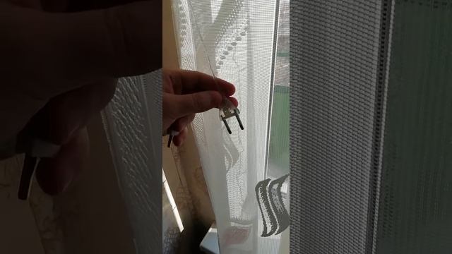 Хлипкая вилка новогодней гирлянды из Китая. смотреть онлайн