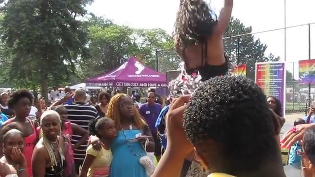 Raven Divine- Cassadine- 2011 Pride live performance смотреть онлайн