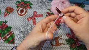 как набрать петли на спицы