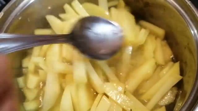 Вкусная еда дома//Шулюмка или тушёная картошка//Давайте приготовим//Просто, быстро и вкусно. смотреть онлайн