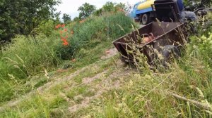 Езда лёгким мотоблоком в гору с грузом 435 кг на 13-х колёсах