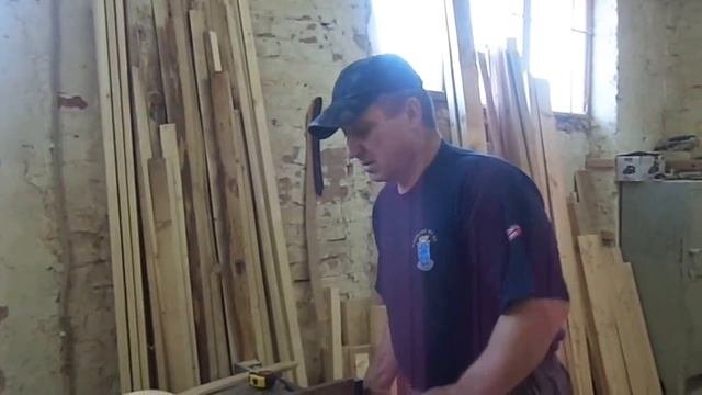 Маленькая столярная хитрость.2.Разметка на столе циркулярки.