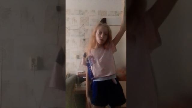 у меня стоит пластинка в зубах смотреть онлайн