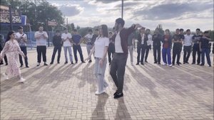 Салам Алейкум Черкесск Лезгинка 2021 Девушки Танцуют Красиво В Парке Зеленый Остров Хит ALISHKA