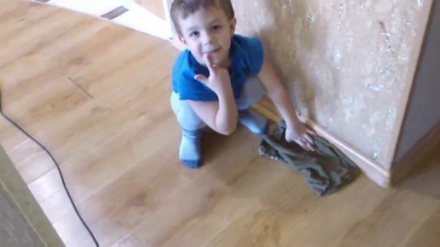 Добрыня и Богдан убираются дома! смотреть онлайн