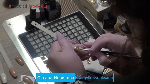 Оксана Новикова - Зимние тренды в дизайне ногтей