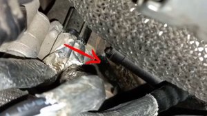 Volkswagen AMAROK 2020 Chassis and engine number location