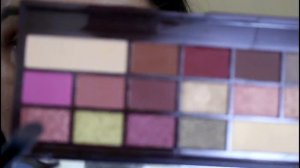 Easy Cranberry Rose Gold Eyes makeup Tutorial using Makeup Revolution Chocolate Rose Gold Pallet.