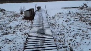 Добыча сапропеля лопатой