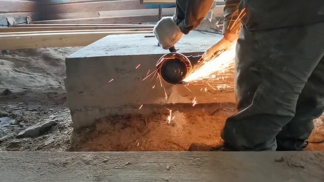 Расширяем старый фундамент под новую печь. (День 51-52). смотреть онлайн