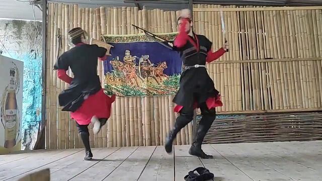 Горная Аджария...живут танцуя и танцуют, как живут.