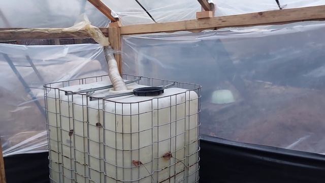 Теперь все теплицы буду делать только так! Чистая вода для полива благодаря простому способу... смотреть онлайн