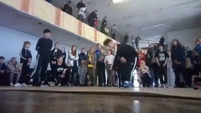 Батлы на «Майке» смотреть онлайн