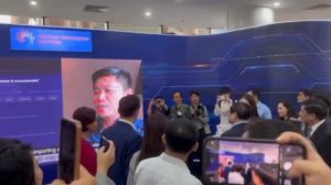 Vietnam Prime Minister Pham Minh Chinh Watched ExtendMe.AI Demo at VIIE2023