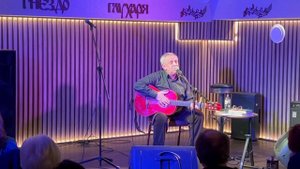 Вадим Егоров. Второе отделение концерта 18.12.2023 в Гнезде глухаря при участии Весты Соляниной.