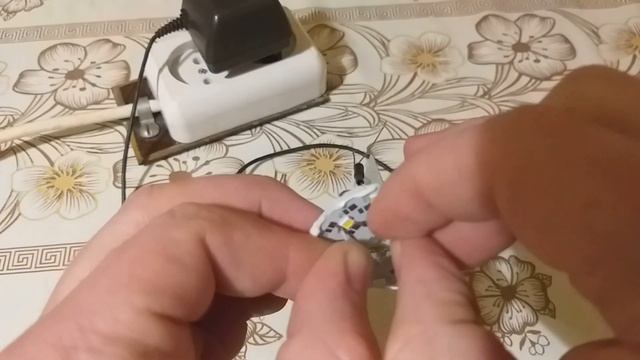 Экономь Деньги Ремонт LED Лампы Как Паять Светодиод 1 Часть смотреть онлайн
