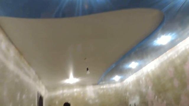 Двухуровневый потолол
