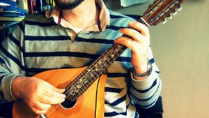 Bonny At Morn on a Waldzither