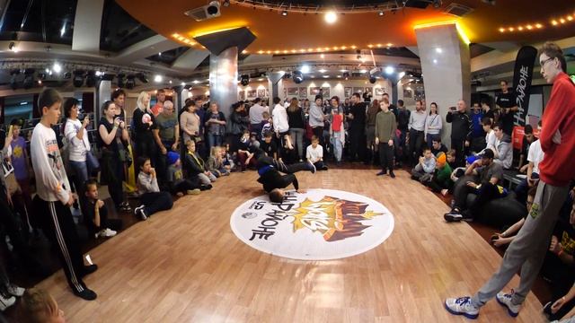 отбор 10-13 лет - Александр vs Дима Р. vs bboy I-Van vs Коннов Егор - брейкданс батл AUTUMN WARS смотреть онлайн