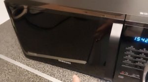 Samsung Microwave 800 Watt 23 Litre  MS23K3513AK/EU Solo