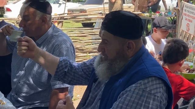 Собрание тайпа Билтой, в селе Пседах смотреть онлайн