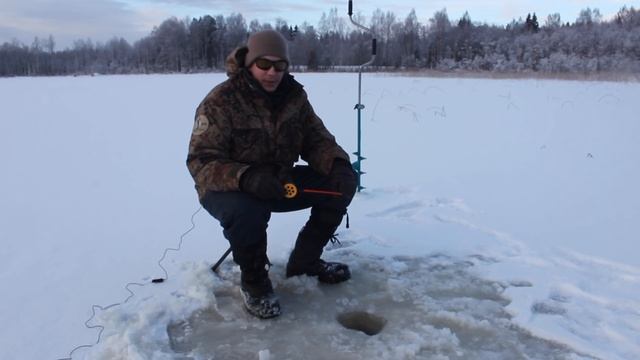 Купили УАЗ за 40 тысяч. Бюджетный внедорожник. Снег, дрифт и зимняя рыбалка.) смотреть онлайн
