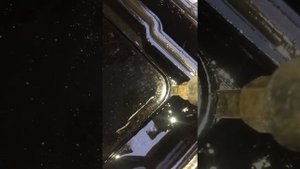 Газель Некст Каминс горит лампа давления .