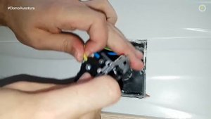 Sky Niessen : установка розетки SCHUKO c винтовыми клеммами
