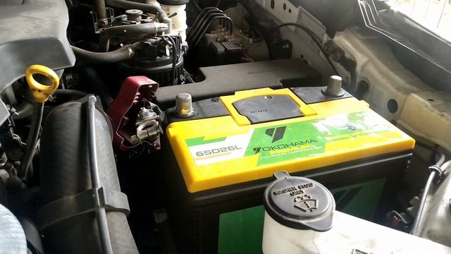 REPLACING BATTERY ON TOYOTA FORTUNER | YOKOHAMA BATTERY смотреть онлайн