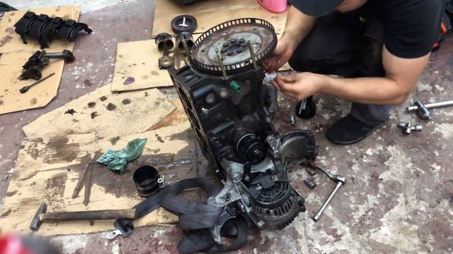 Капиталка двигателя Renault Scenic 1.6 бензин. Установка смотреть онлайн